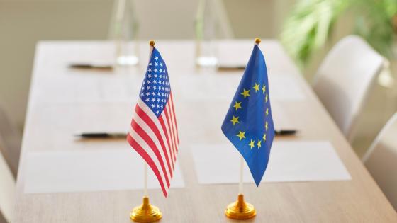 EU and US flags on negotiating table