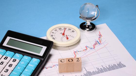 Calculator, chart, thermometer, CO2 on cubes